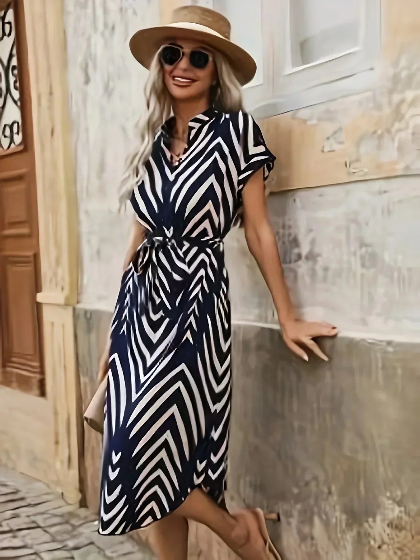 DELYRA – GEOMETRIC PATTERN DRESS WITH WAIST KNOT