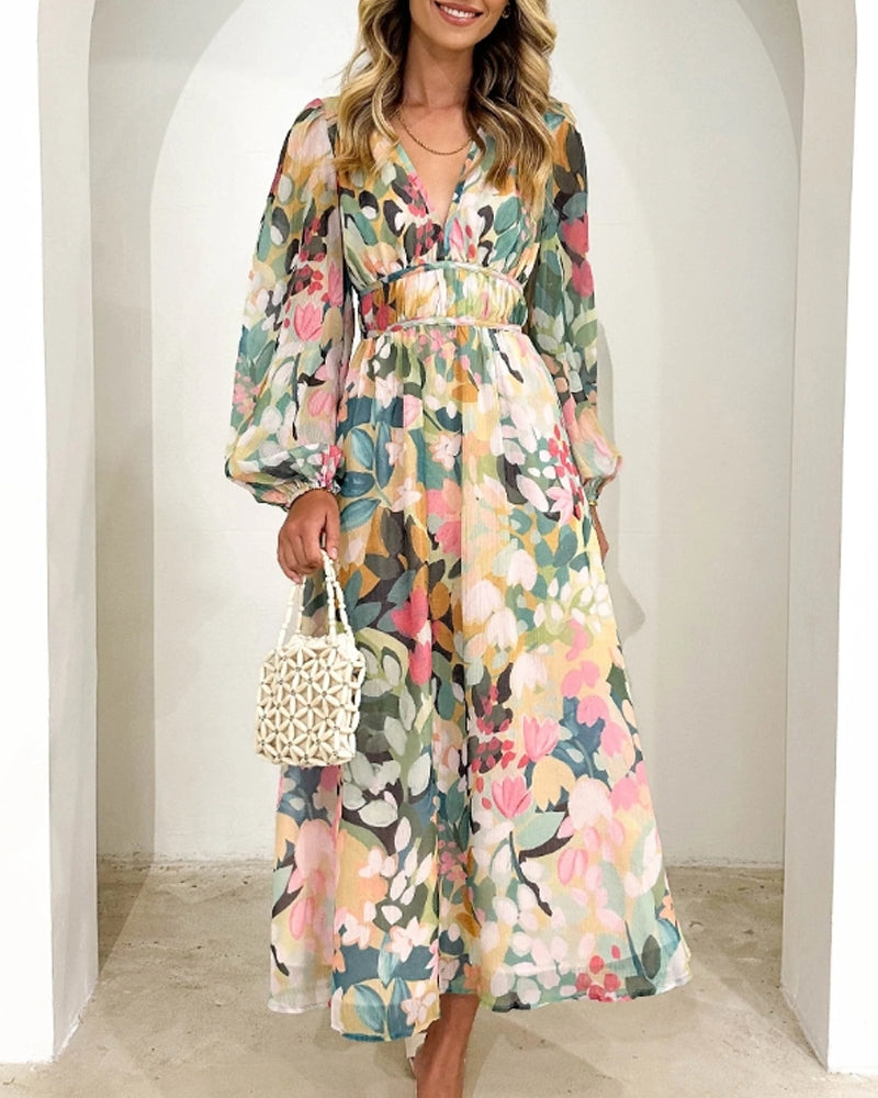 Lot - Elegant Floral Dress