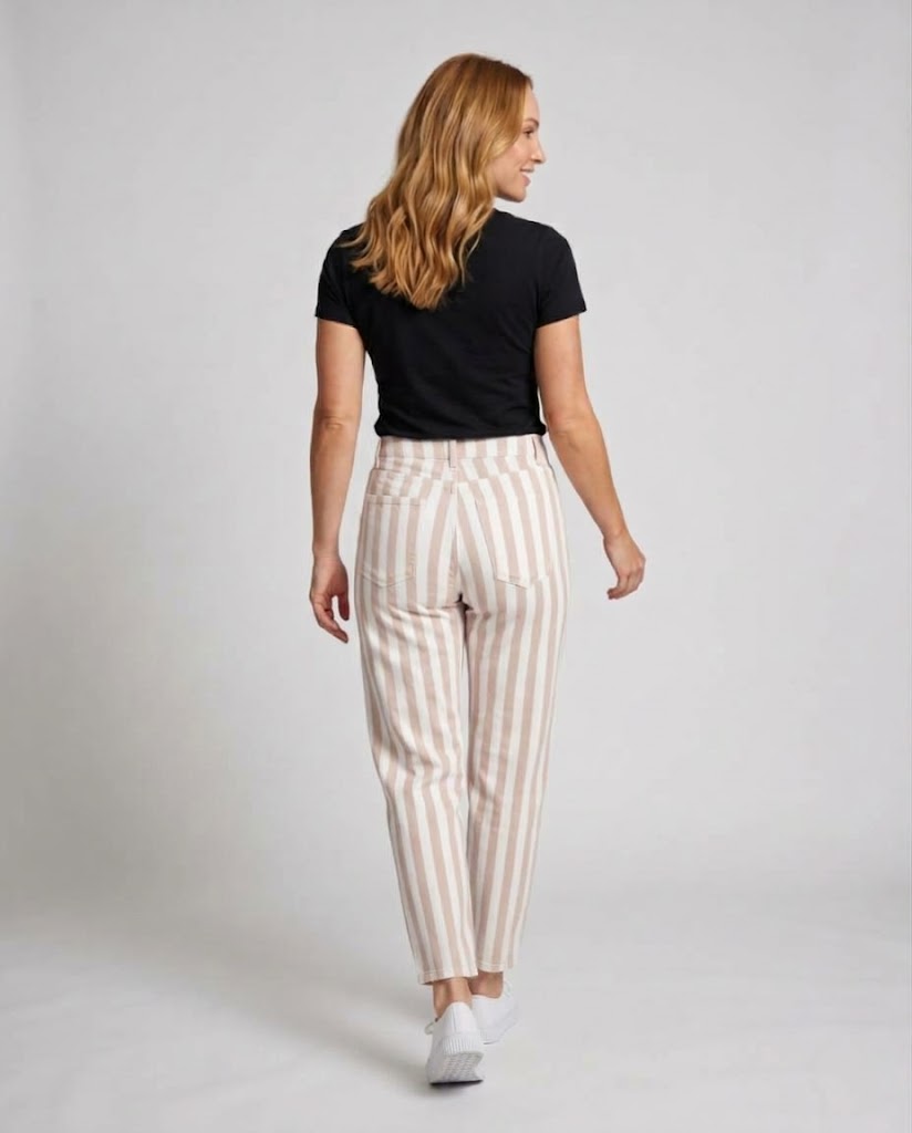 Women's High-Waisted Cropped Pants with Vertical Stripes and Straight Leg Fashion Glam