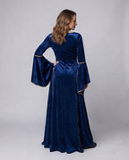 Women's elegant historical dress with flowing sleeves Fashion Glam