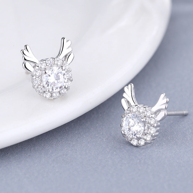 Women's earrings with sparkling crystals and playfully designed wings Fashion Glam