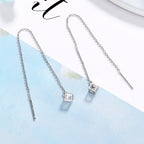 Women's earrings with elegant square pendant and shimmering zirconia Fashion Glam