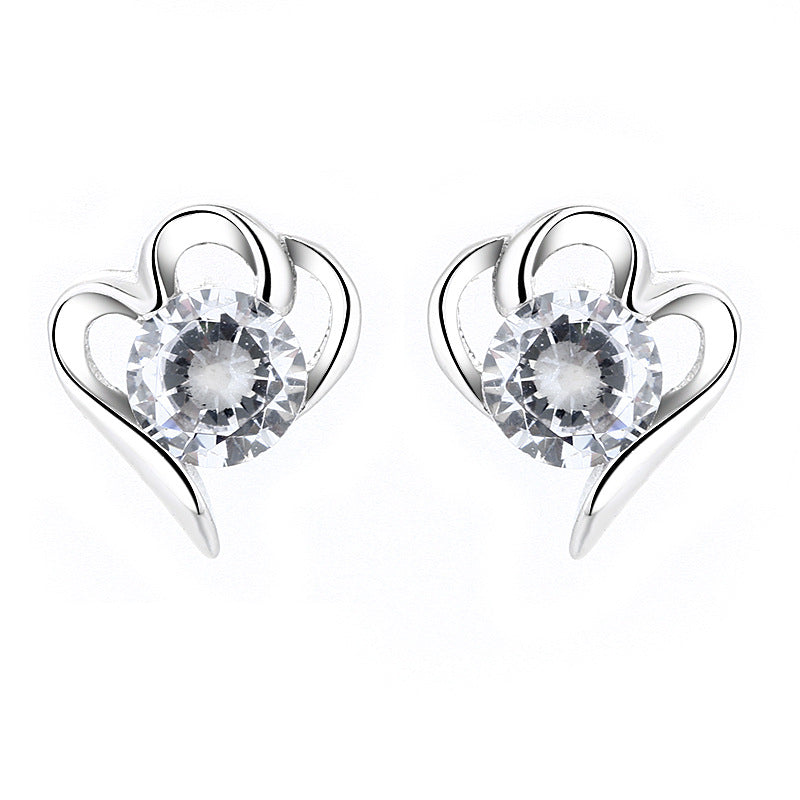 Women’s stud earrings with stylish heart design and sparkling crystals Fashion Glam