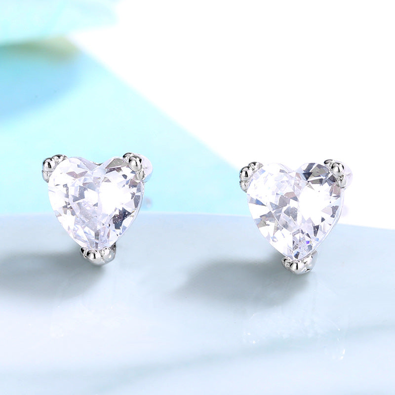 Women's earrings with sparkling heart accents made of high-quality stainless steel Fashion Glam
