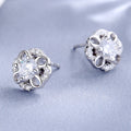 Women's stud earrings with delicate flower design and sparkling crystals Fashion Glam
