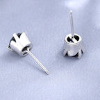 Ladies earrings with sparkling crystals in exquisite wreath design Fashion Glam