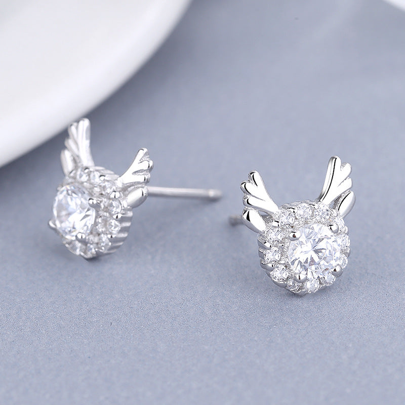 Women's earrings with sparkling crystals and playfully designed wings Fashion Glam