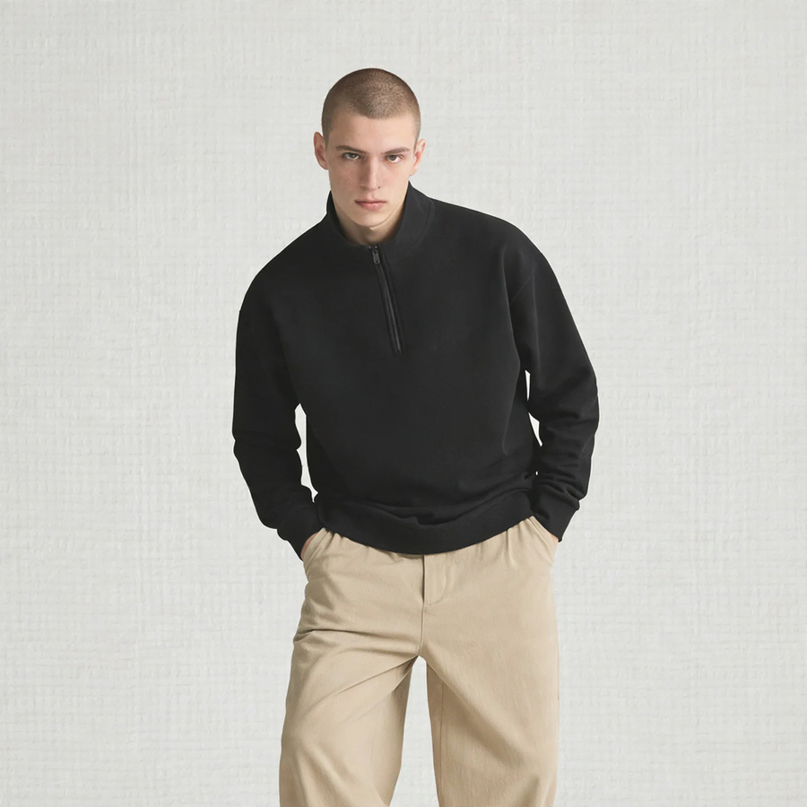 Sweatshirt with high stand-up collar and half zip