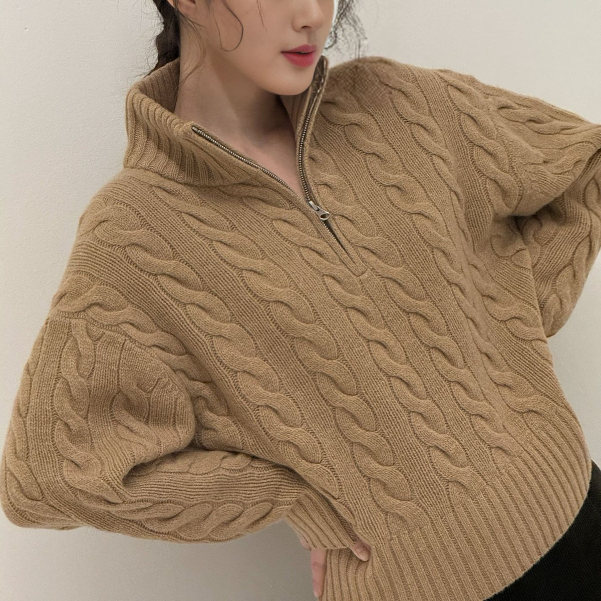 Cable knit sweater with zipper and embroidery