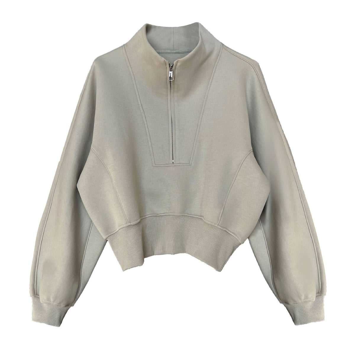Sporty top with zipper