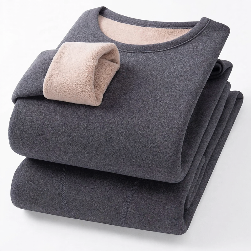 Warm underwear set with round neckline
