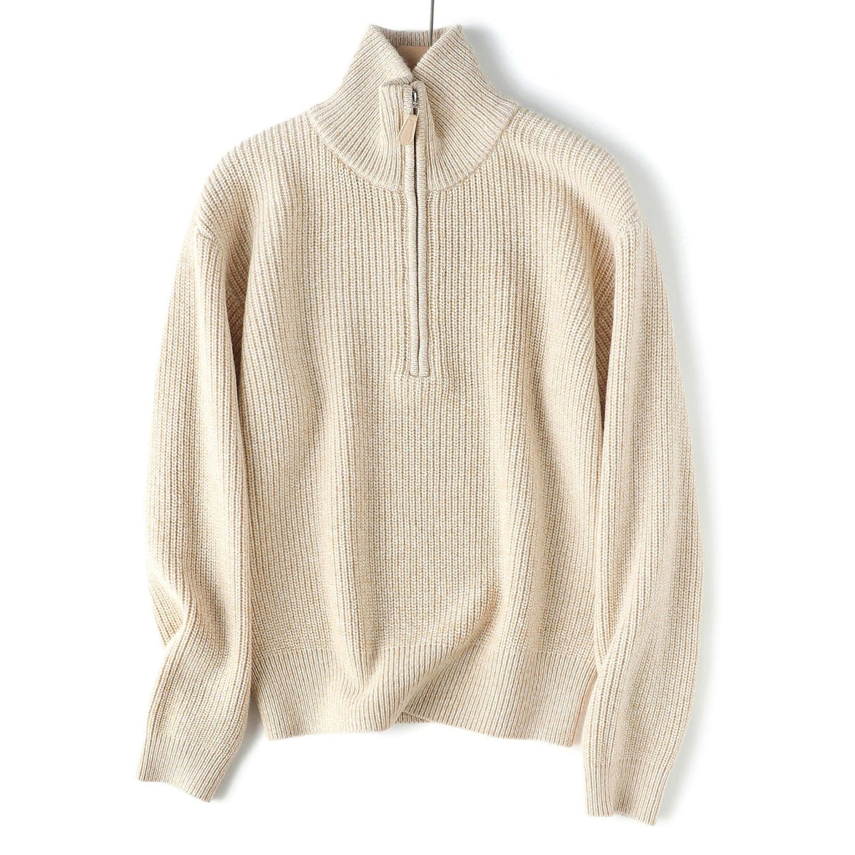 High-quality wool sweater with zipper