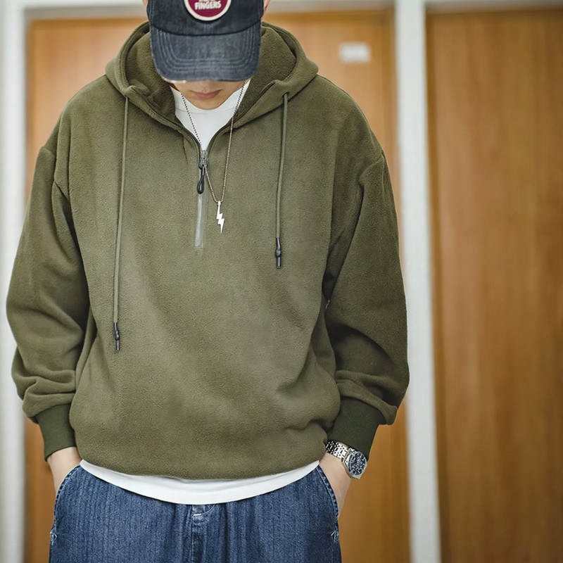 Retro sweatshirt with zipper and fleece lining