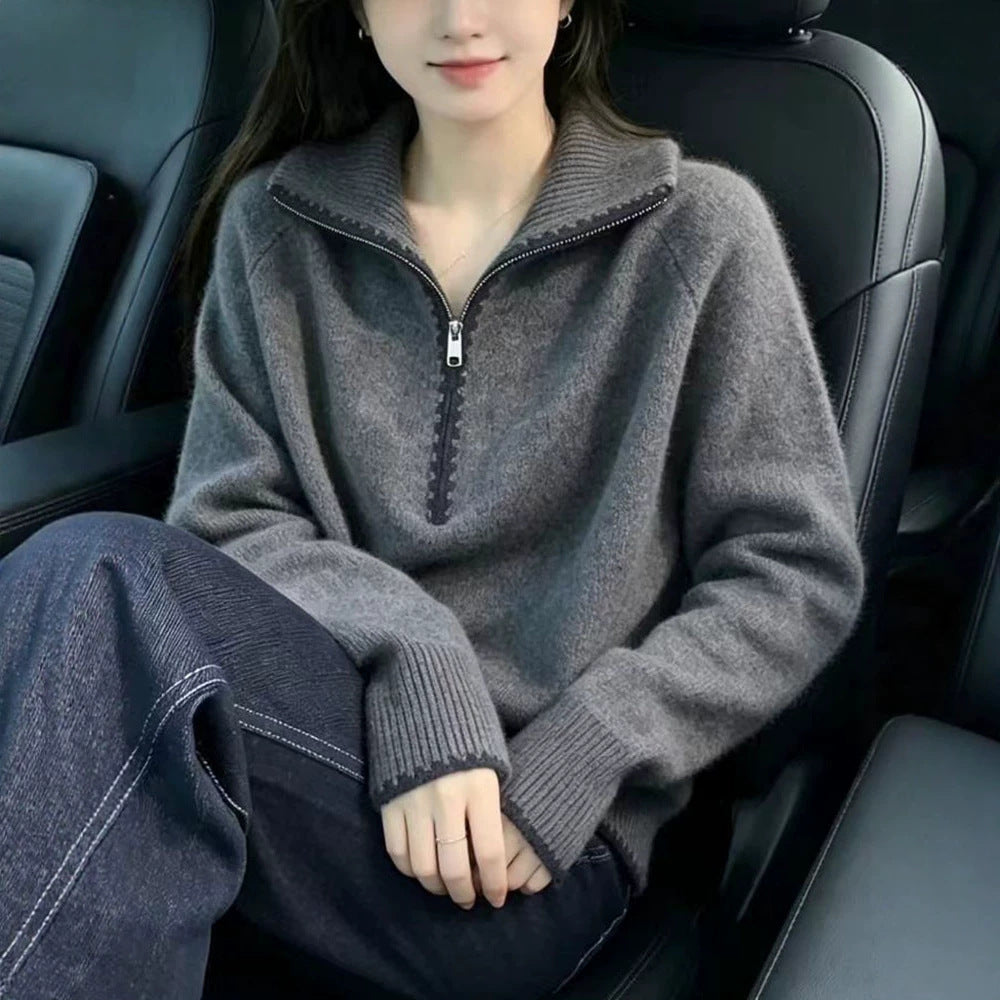 Loose knit sweater with zipper and lapel collar