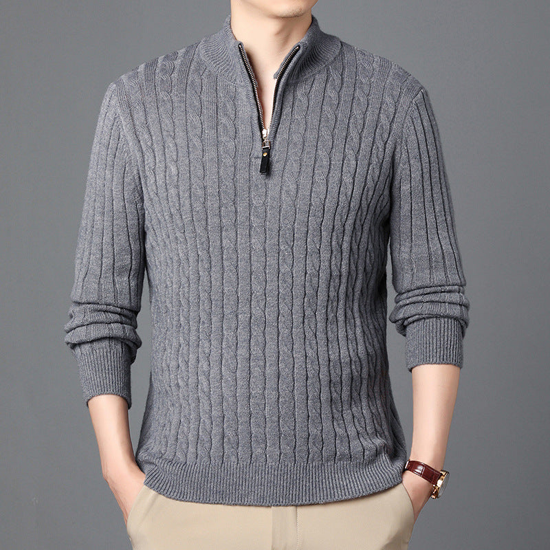 Men's knit sweater with cable pattern and zipper