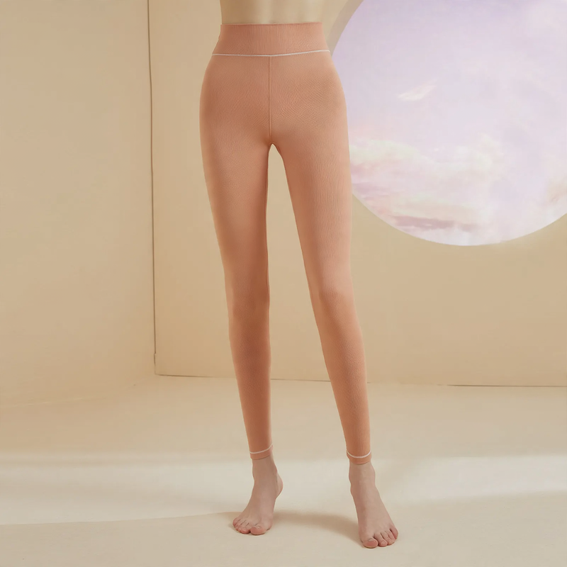 Ladies' thermal underwear set, warming and seamless