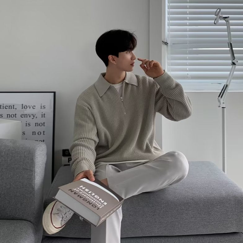 Men's knit sweater with polo collar and zipper