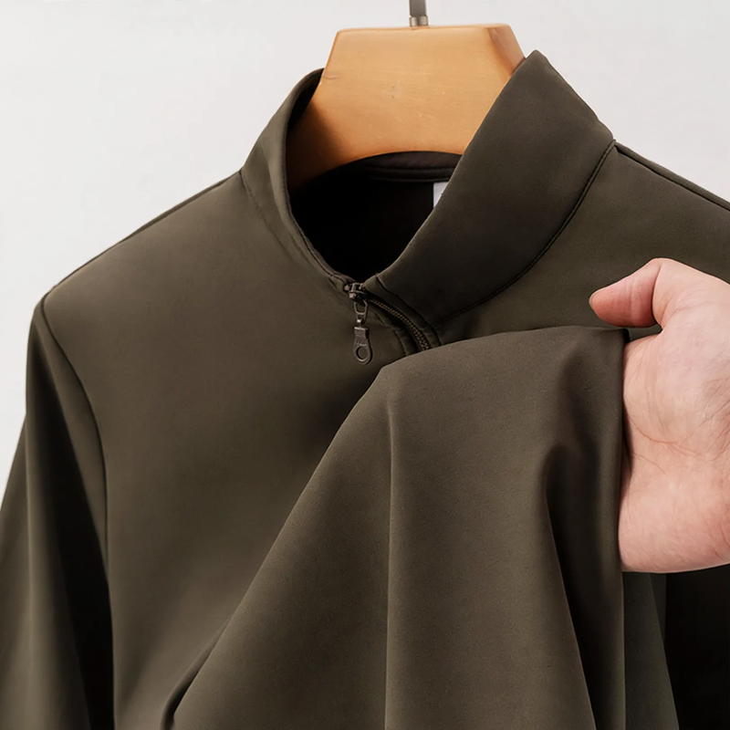 Elastic sports sweatshirt with half zipper