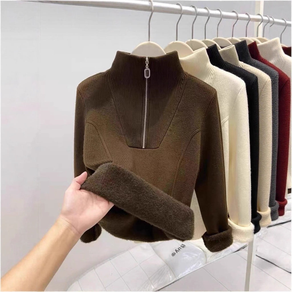 Padded women's knit sweater with zipper