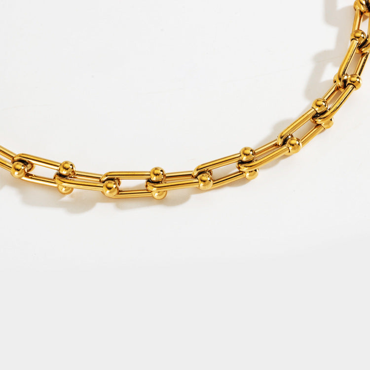 Fashion Glam | Horseshoe Necklace U Shaped Clasp Thick Chain