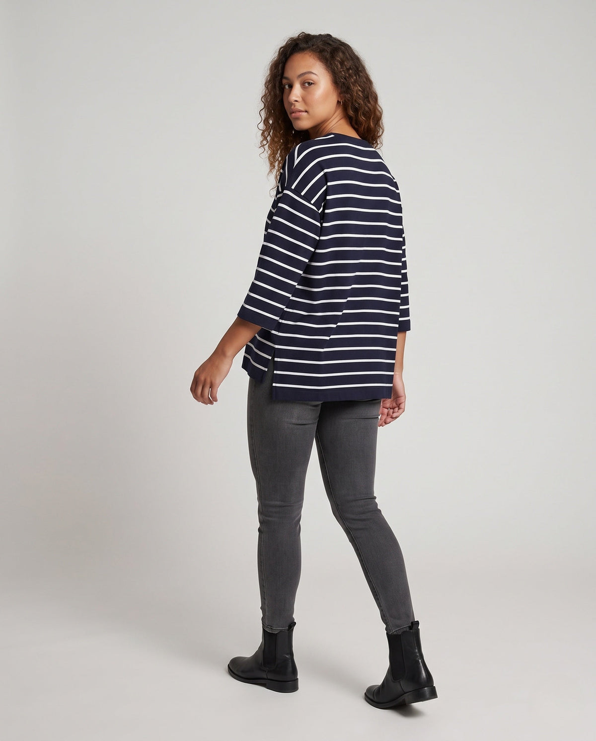 Product 11003939750234 - back_view