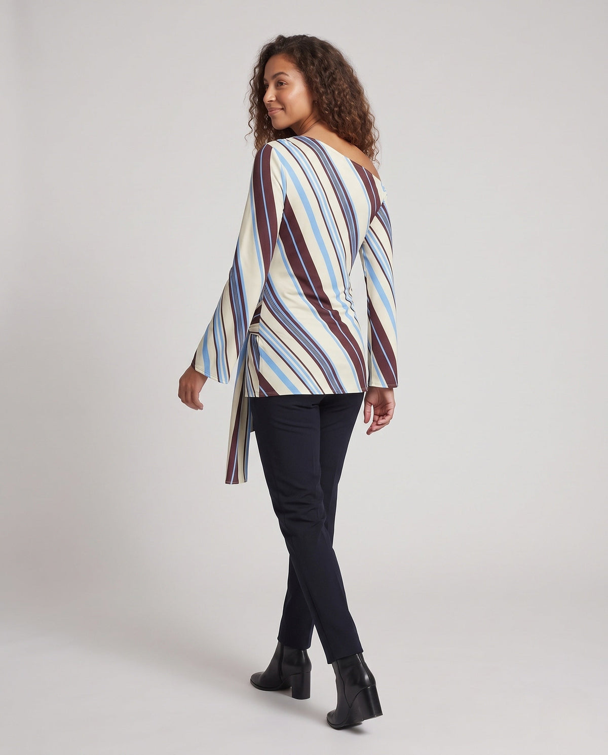 Product 11003941781850 - back_view
