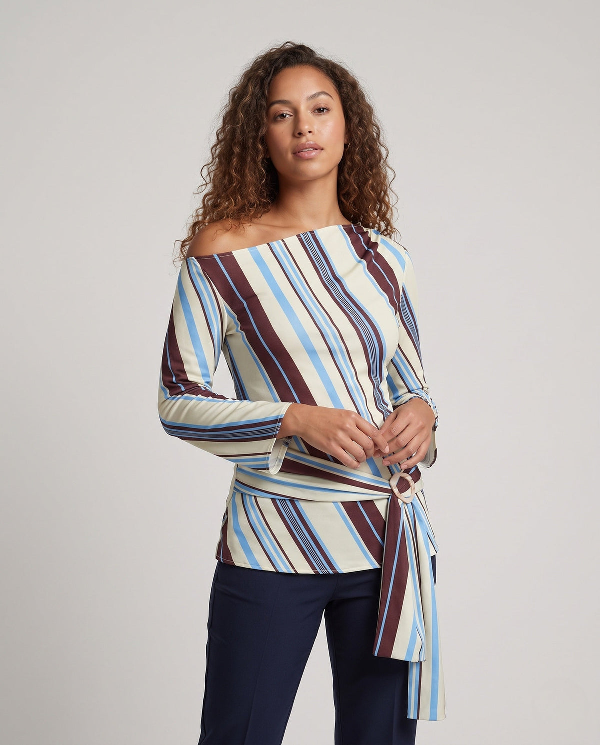 Product 11003941781850 - upper_body