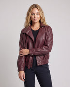 Product 11003148632410 - upper_body