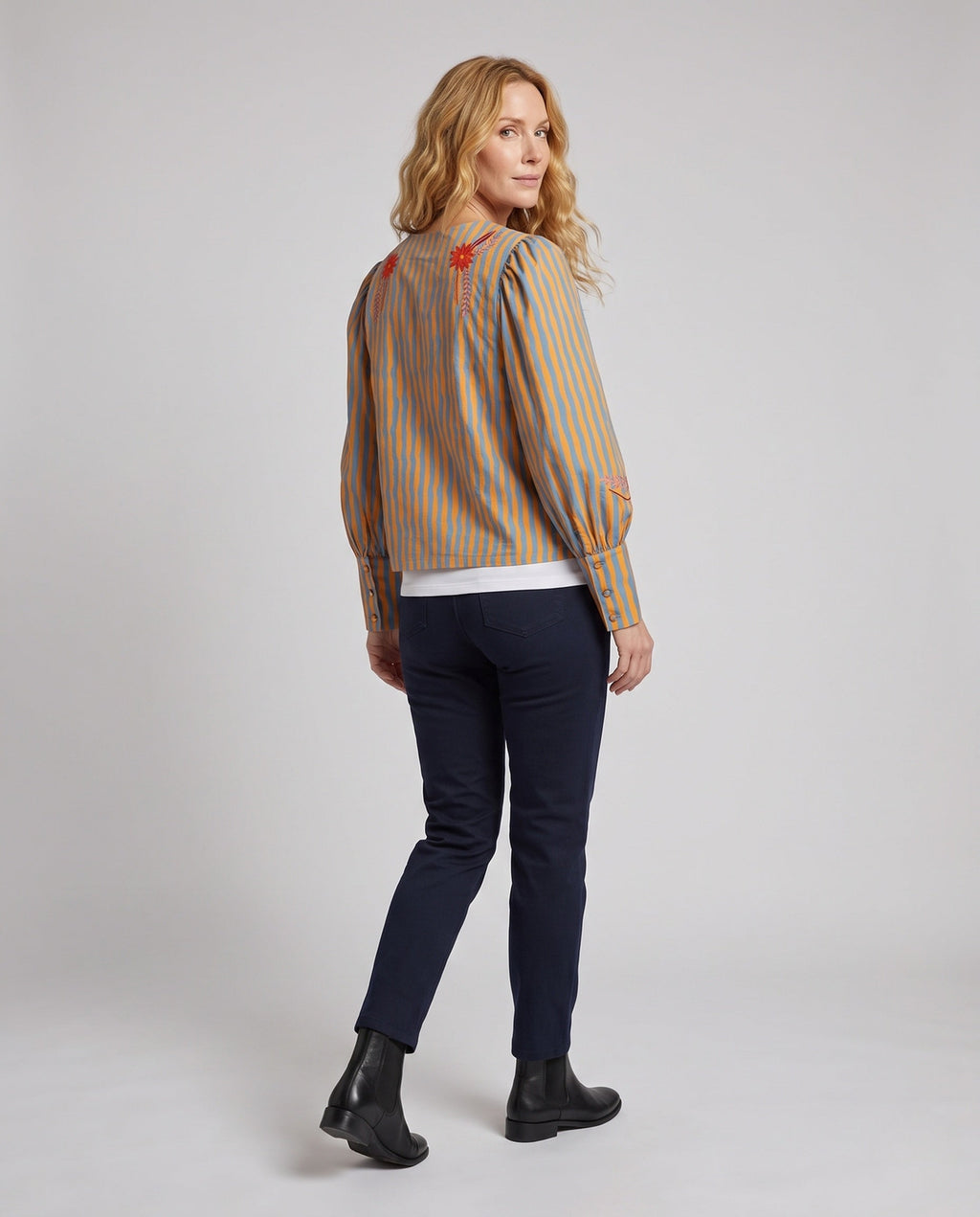 Product 11003151057242 - back_view