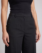 Product 11003154858330 - close_up_detail