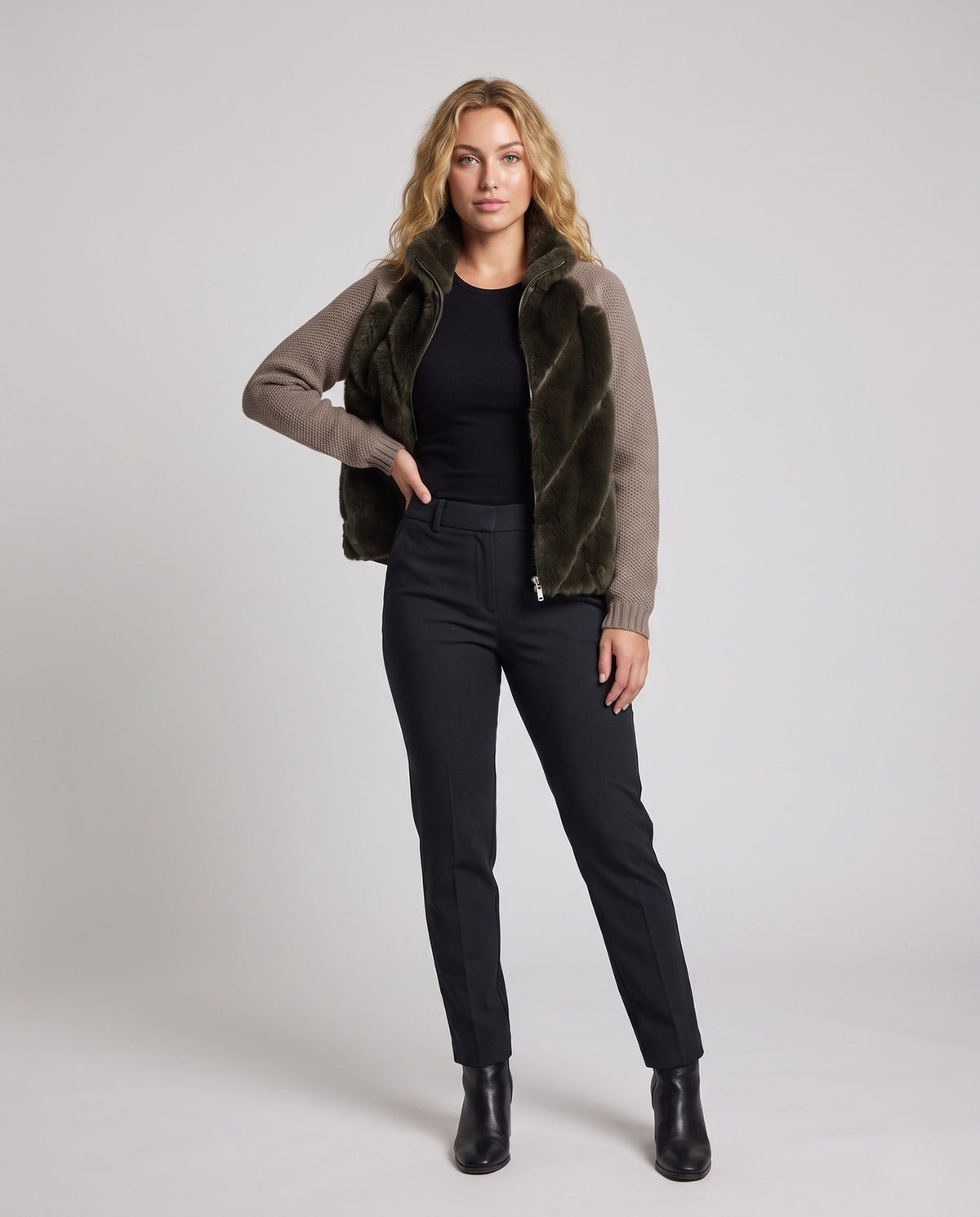 Product 11003947352410 - full_body_front