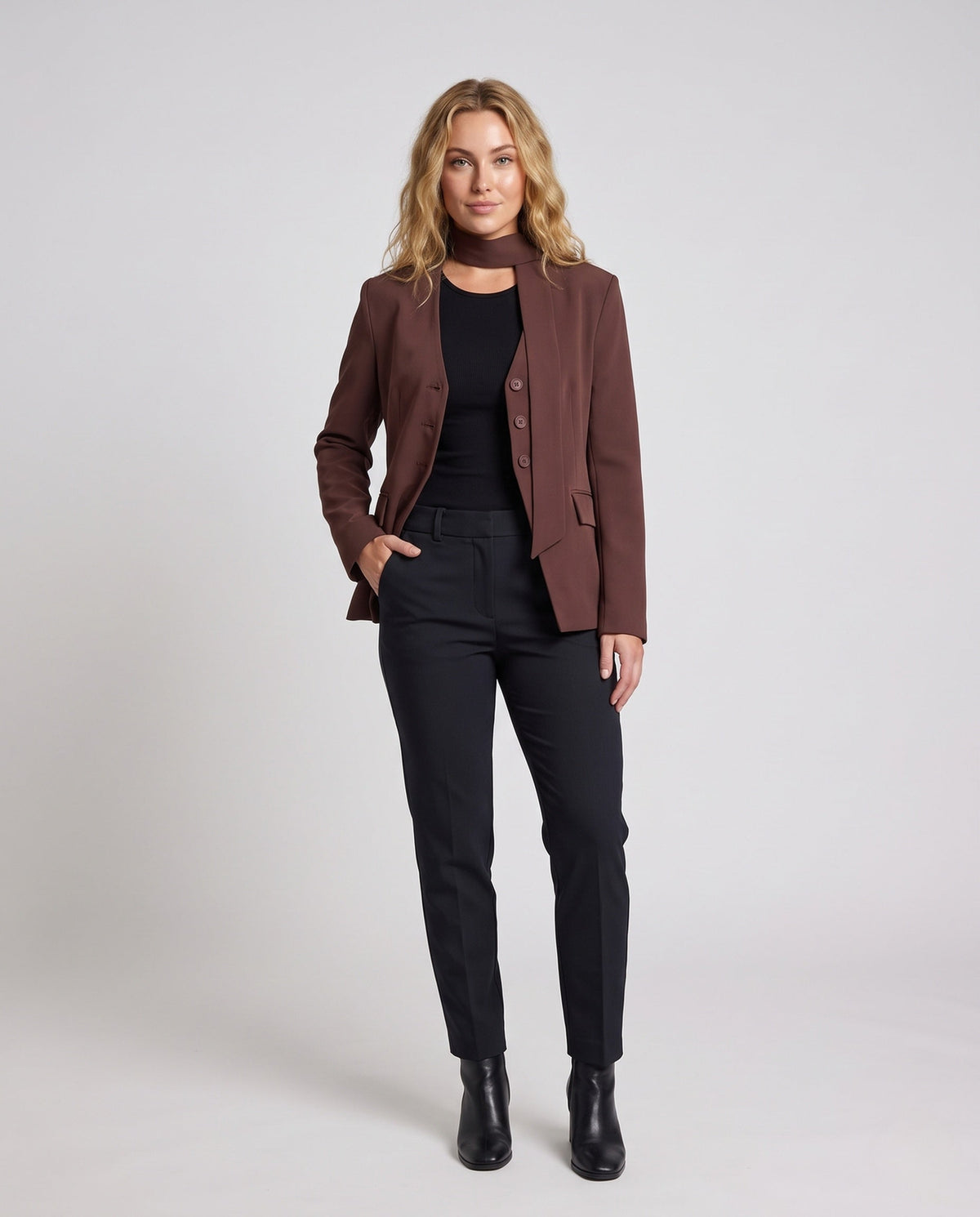 Product 11005621043546 - full_body_front