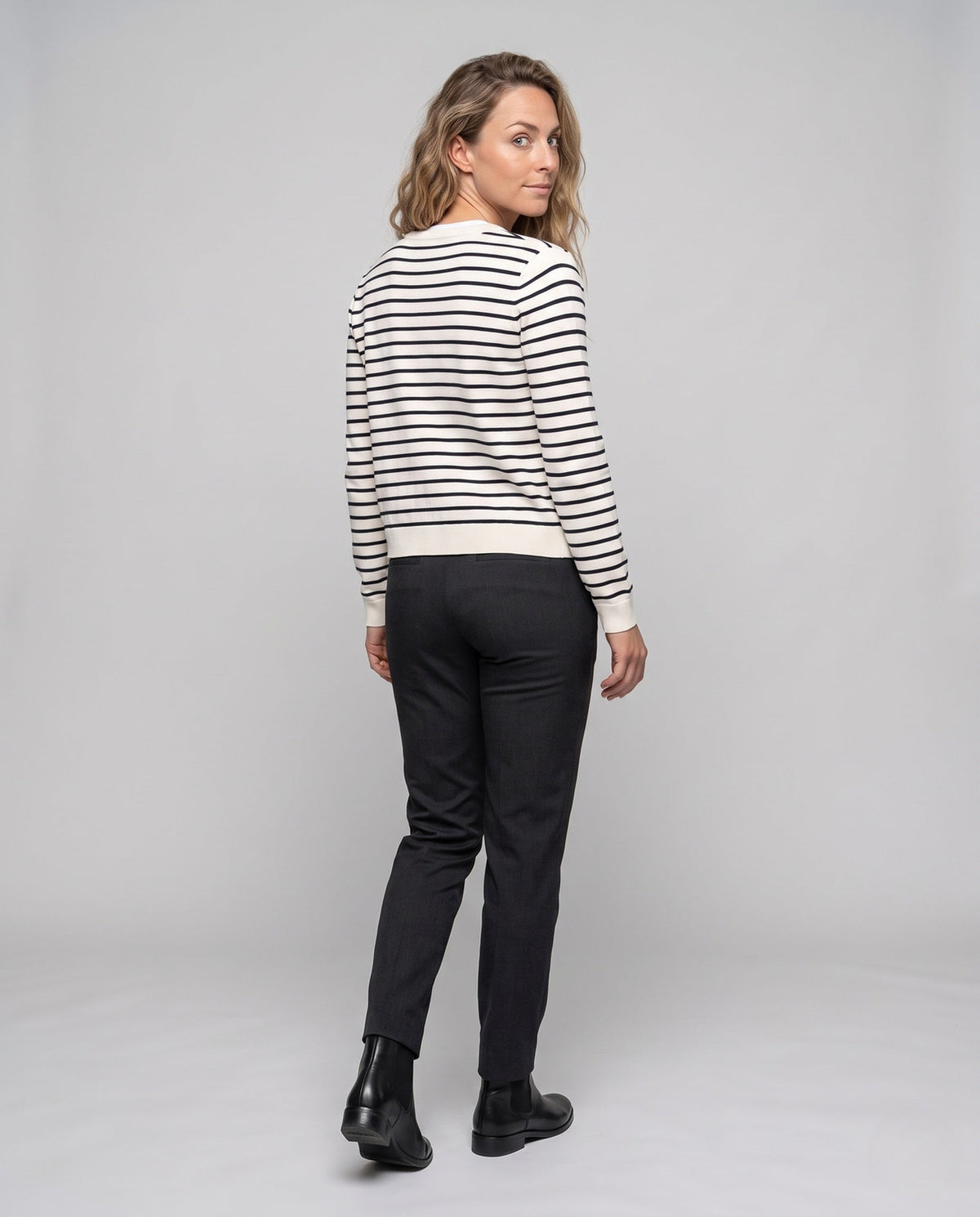 Product 11005625729370 - back_view