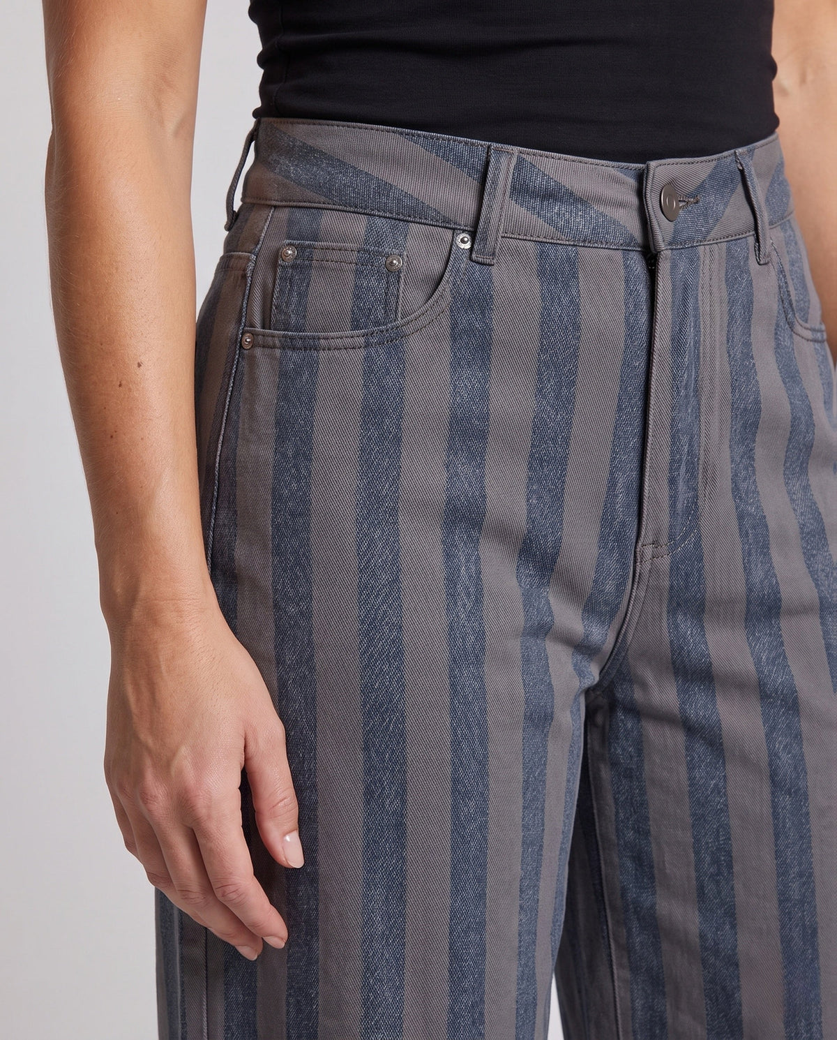 Product 11005627924826 - close_up_detail
