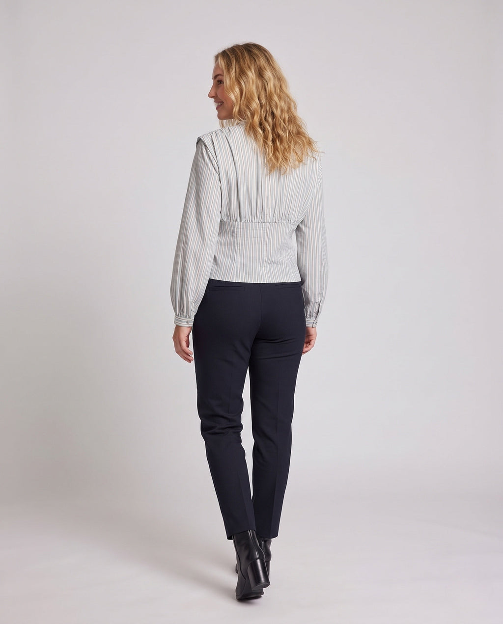 Product 11005630873946 - back_view