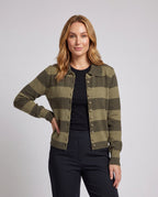 Product 11005631299930 - upper_body