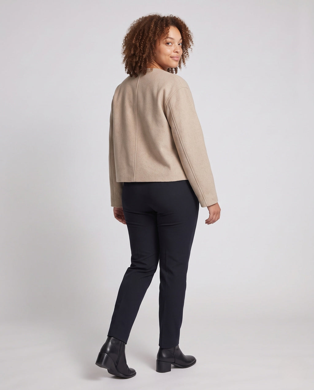 Product 11005636673882 - back_view