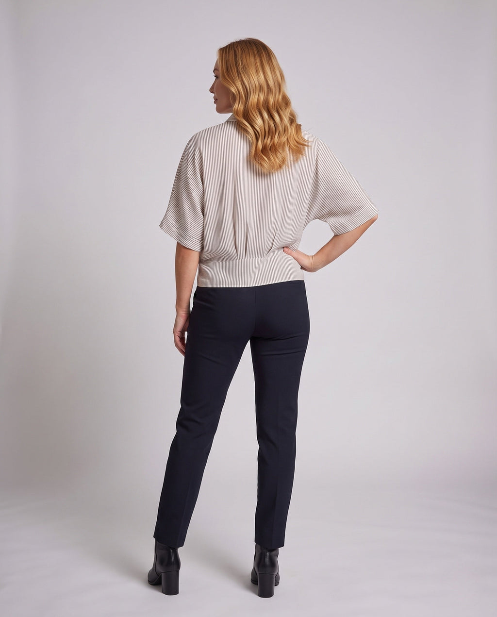 Product 11005640376666 - back_view