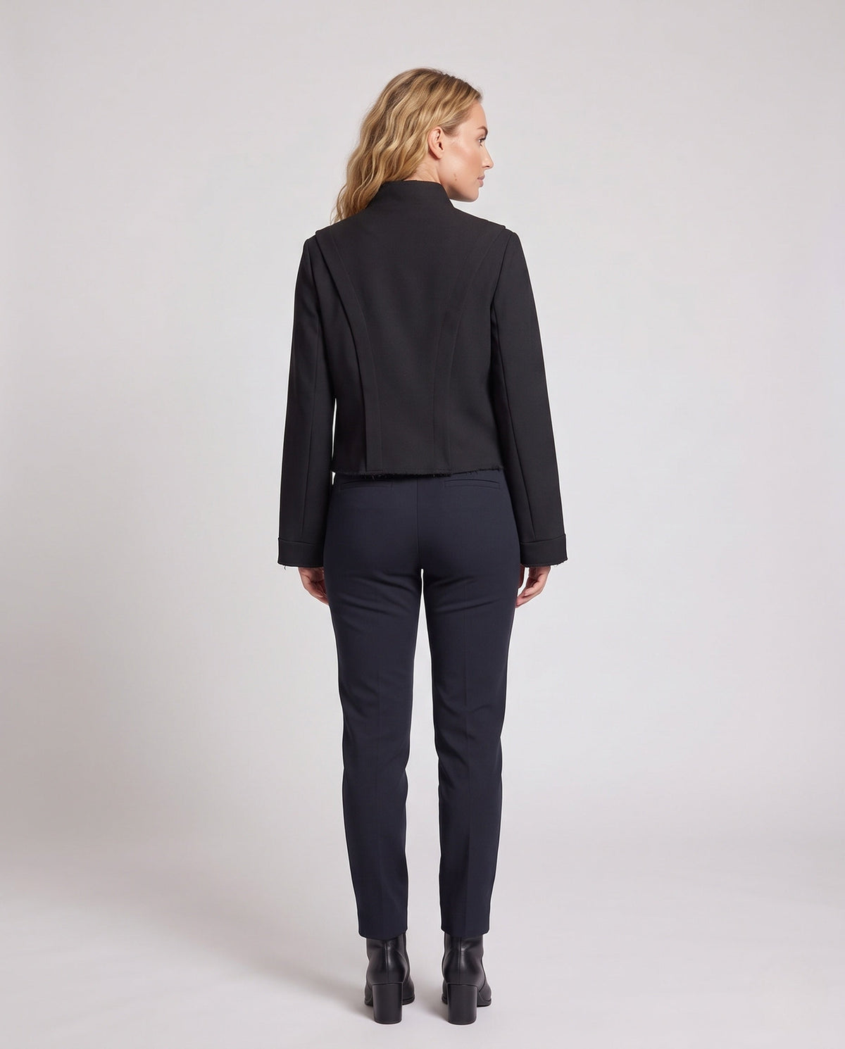 Product 11006387945818 - back_view