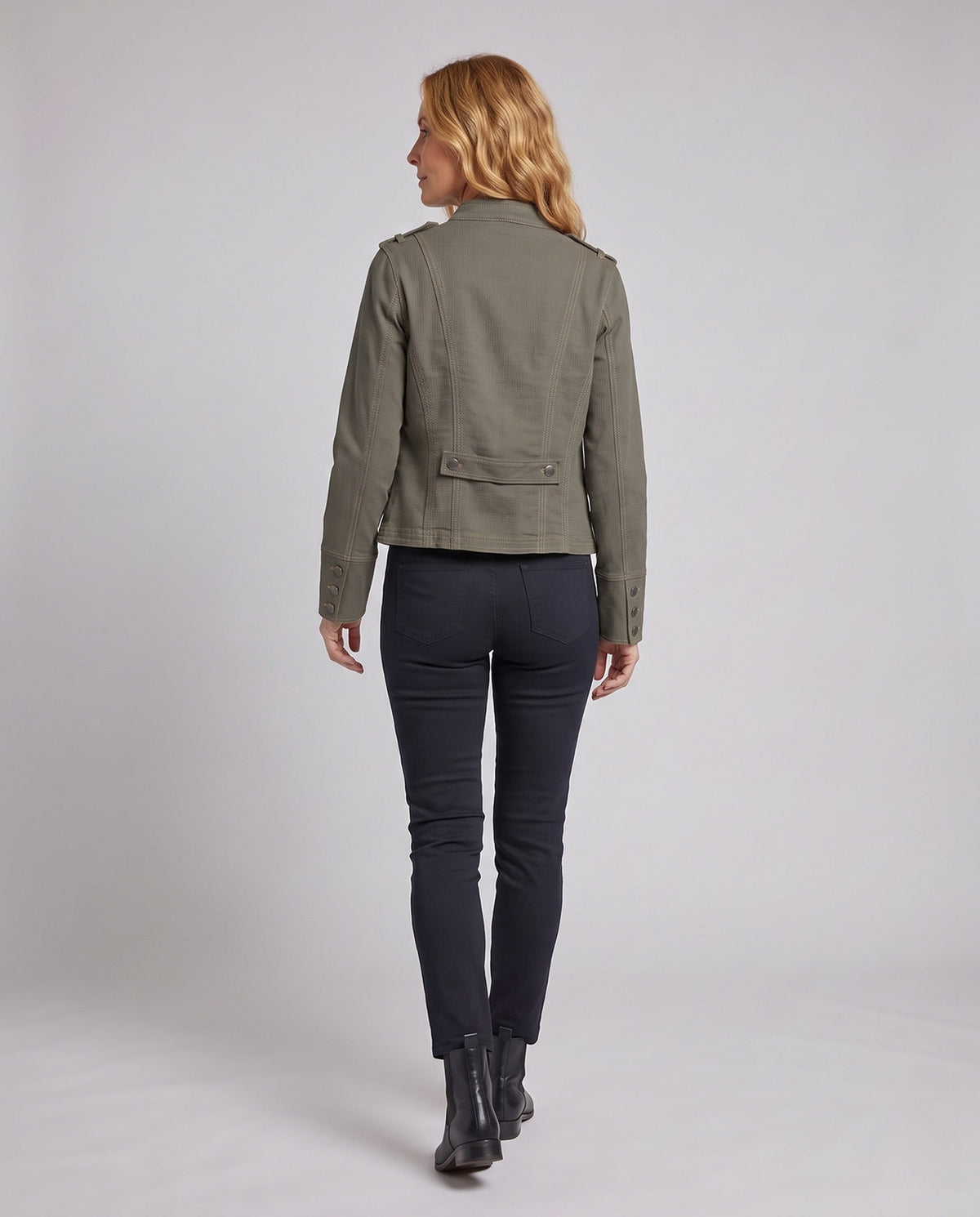 Product 11006392729946 - back_view