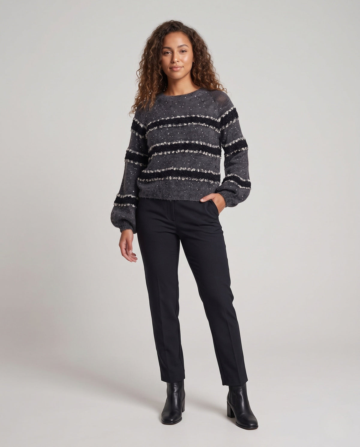 Product 11006422384986 - full_body_front
