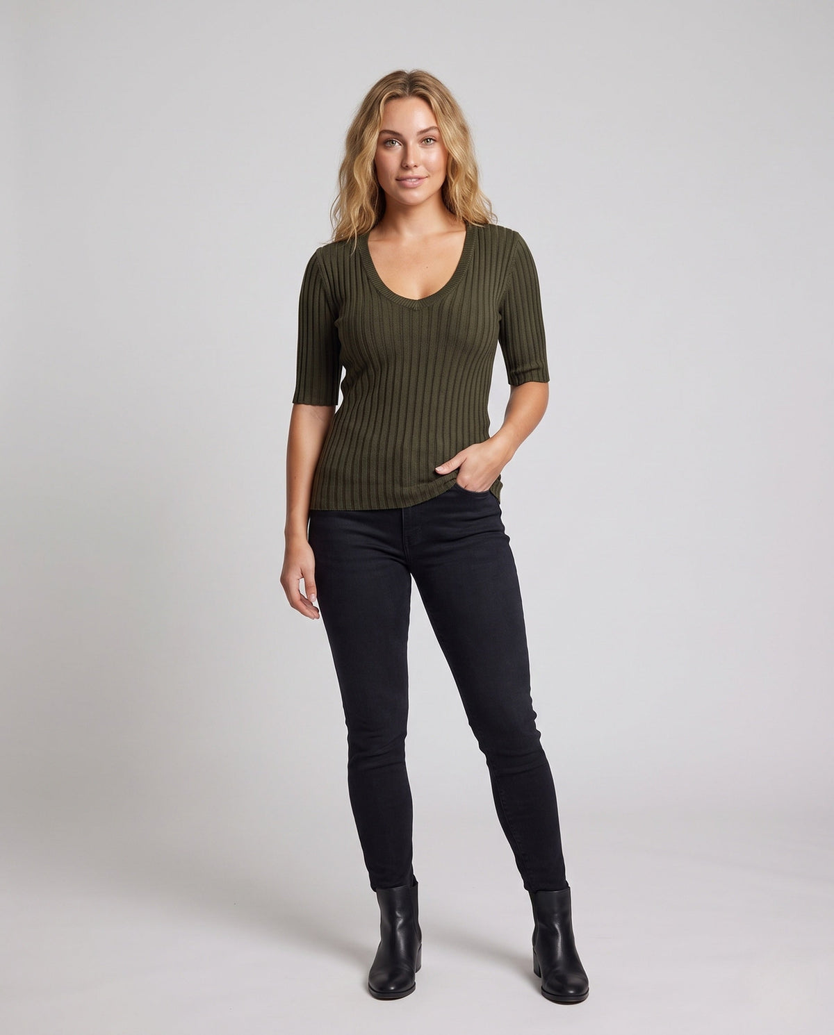 Product 11007390843226 - full_body_front