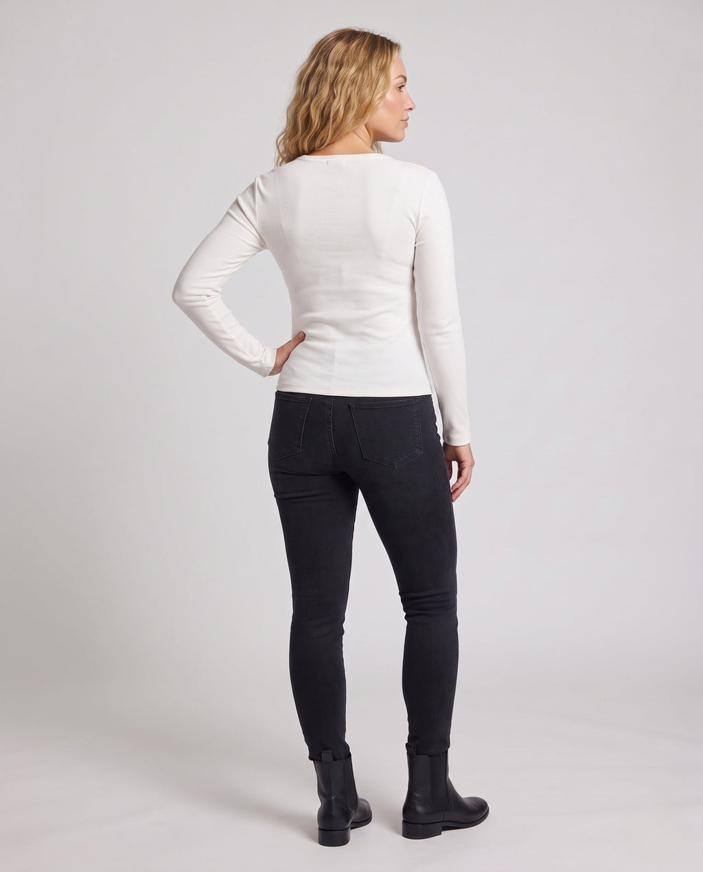 Product 11007393825114 - back_view