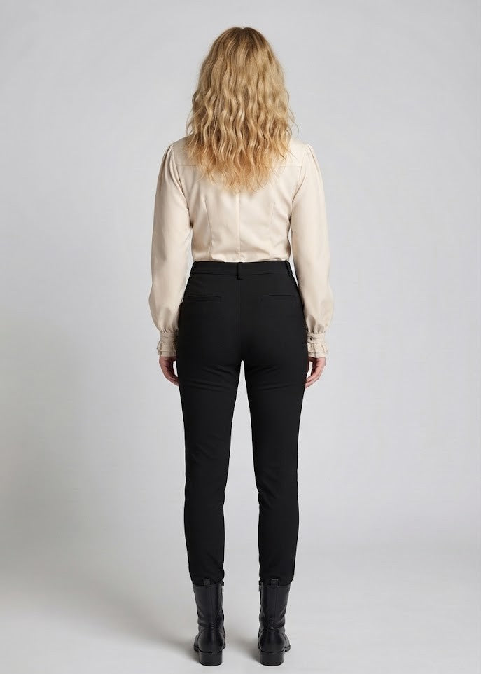 Women's Elegant Ruffle Blouse with High-Quality Lace and Tailored Cut Fashion Glam