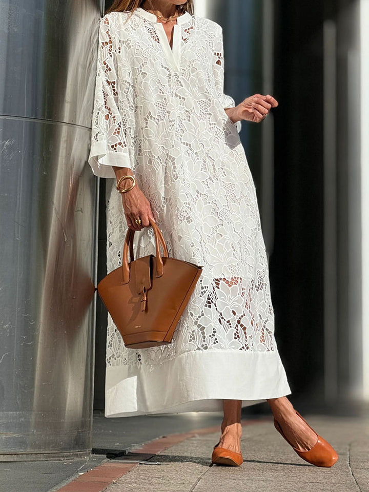 AVENIRA – MODERN FLOWING REFINED LACE DRESS
