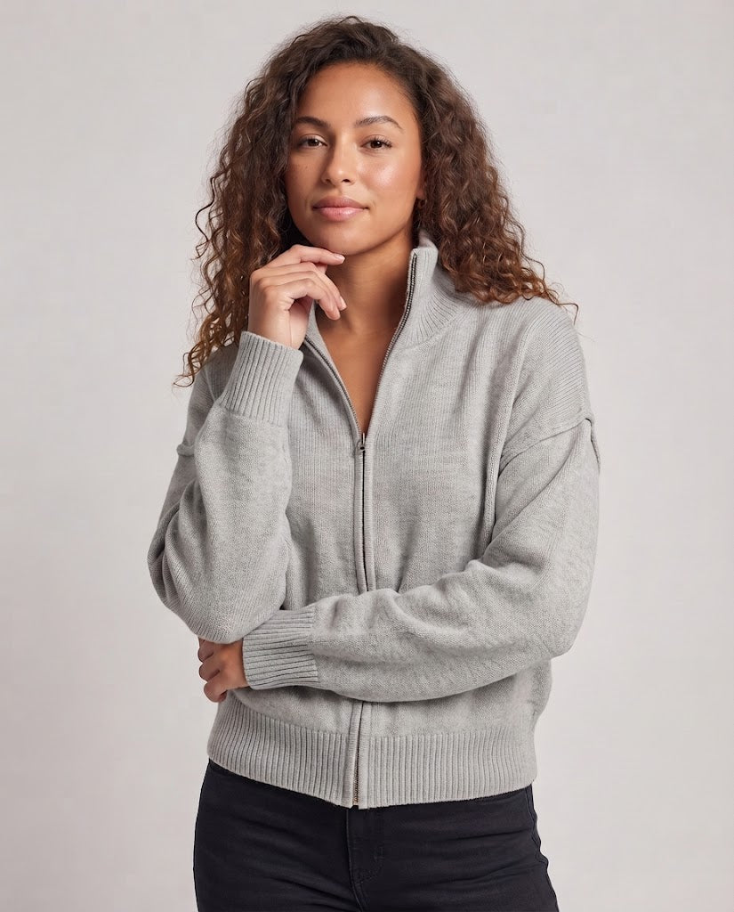 Women's short-cut fine-knit jacket with full zip and high stand-up collar Fashion Glam