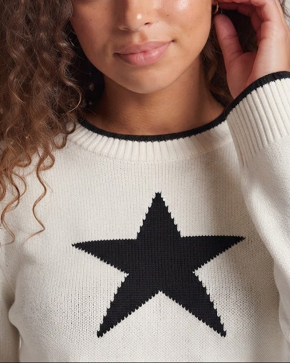 Women's fine knit sweater with star jacquard, dropped shoulder and elastic ribbed hem Fashion Glam