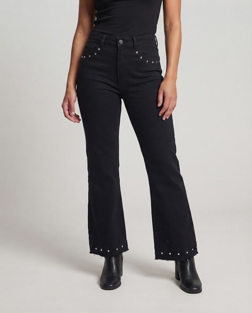 Women’s Fashionable and Relaxed High-Waist Denim Trousers Fashion Glam