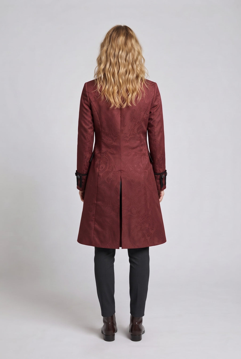 Ladies elegant tailcoat with elaborate jacquard pattern Fashion Glam