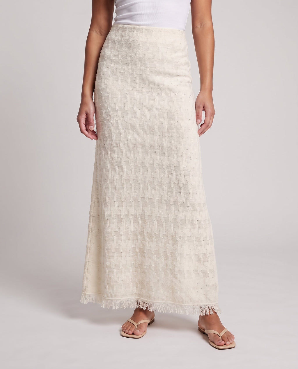 Ladies maxi skirt made of fine openwork knit with fringe trim Fashion Glam